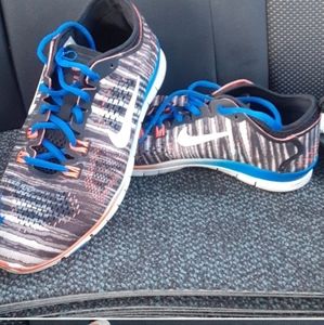 Nike Free TR Fit 4 5.0 - Size 7.5 [24.5cm] (Orange/Blue/Black/White)